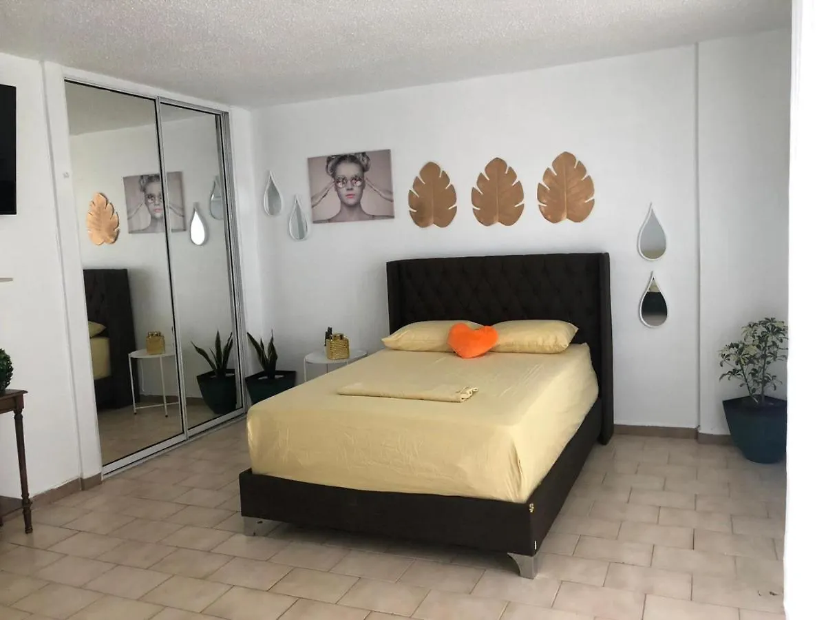 Beach Apt At Saint Tropez Appartement San Juan